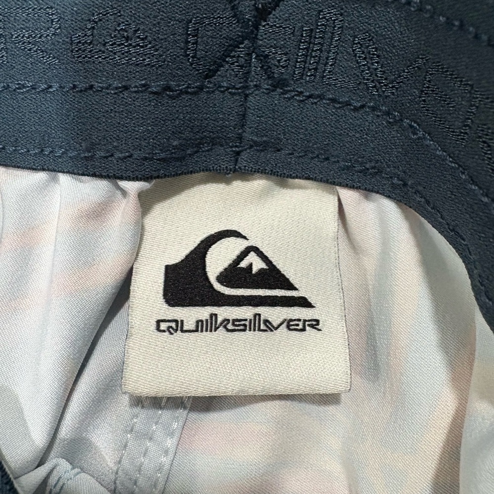 Quiksilver Boys Swim Trunks - Picture 6 of 7